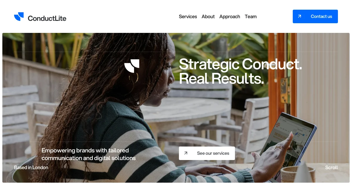Screenshot of the ConductLite theme homepage