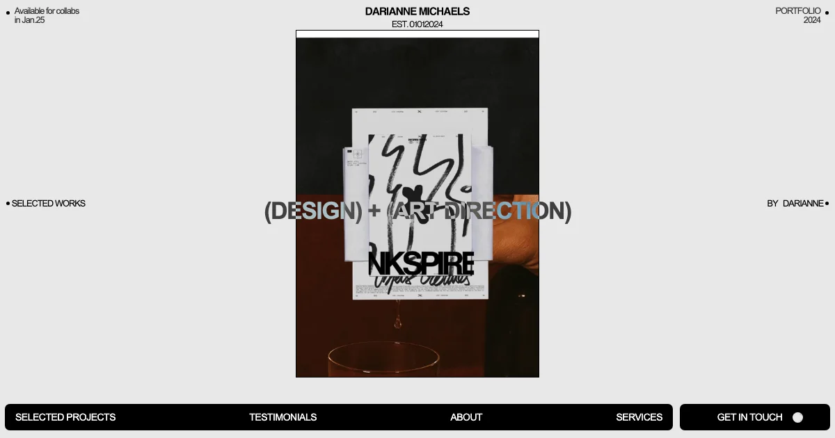 Screenshot of the Darianne. theme homepage